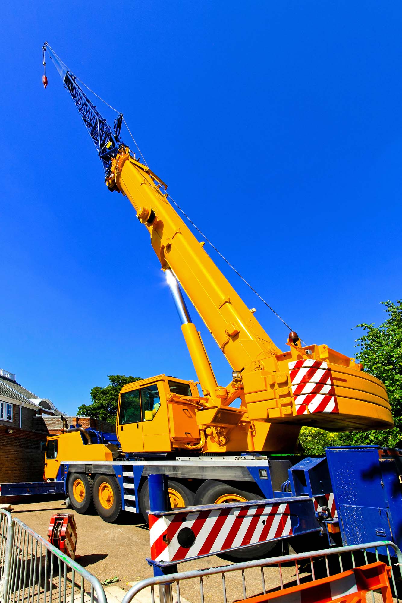All Terrain Mobile Cranes - Features