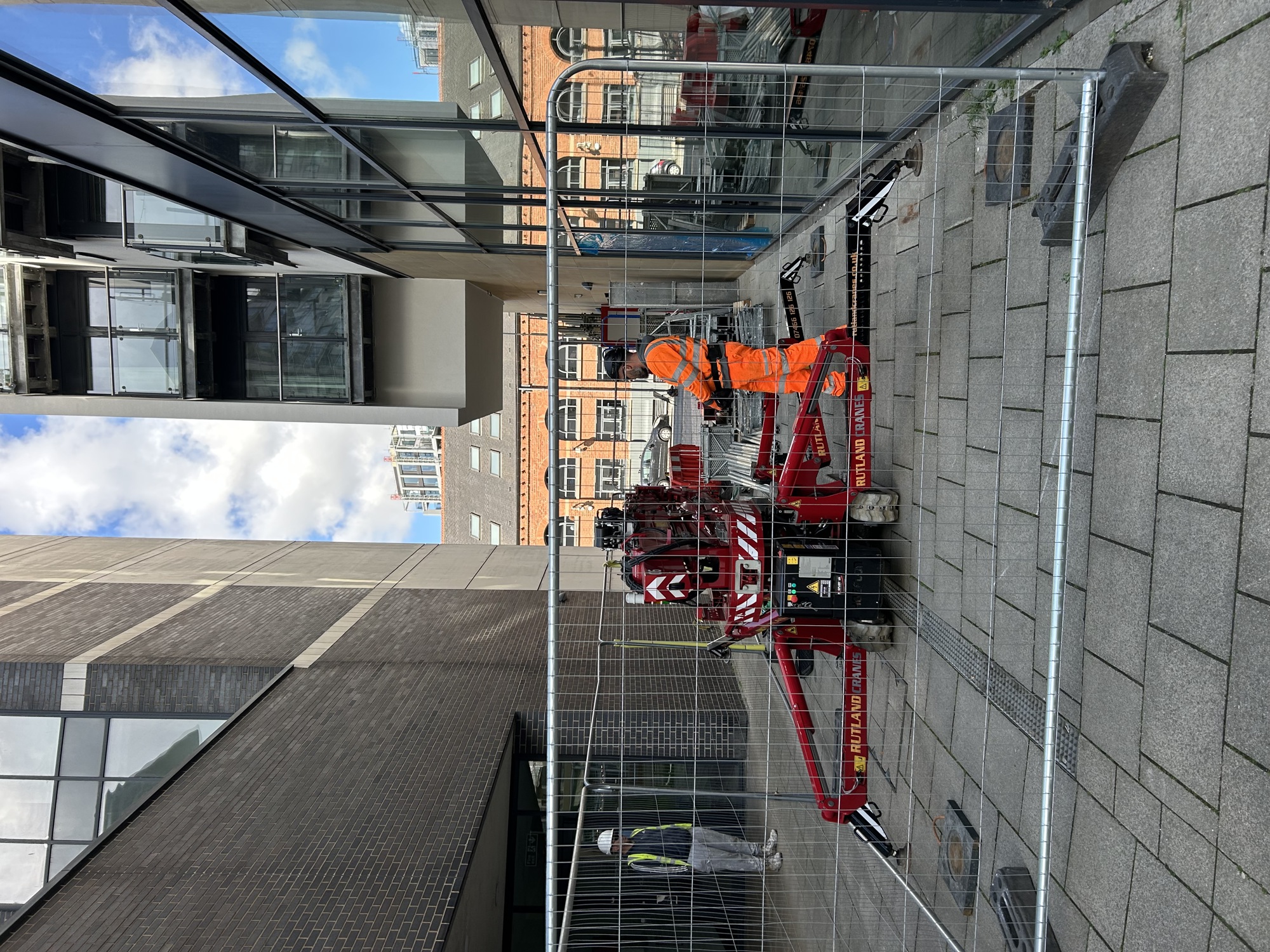 Key Features Panel (Spider Cranes)